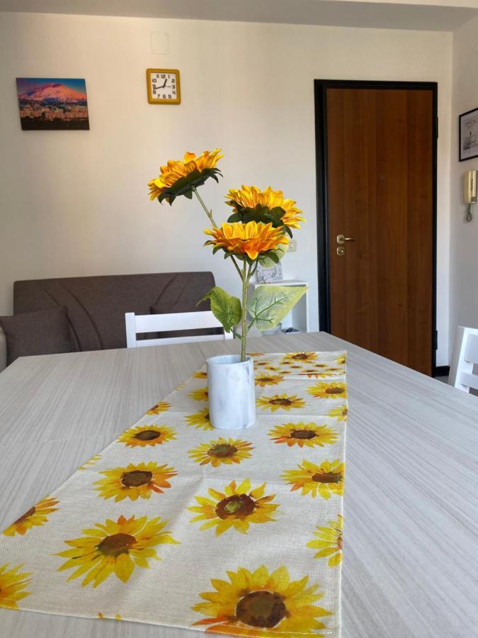 Apartamento Il Girasole Catania Exterior foto